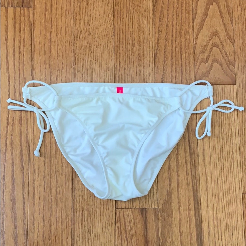 Victoria’s Secret Swim Bottom White - M